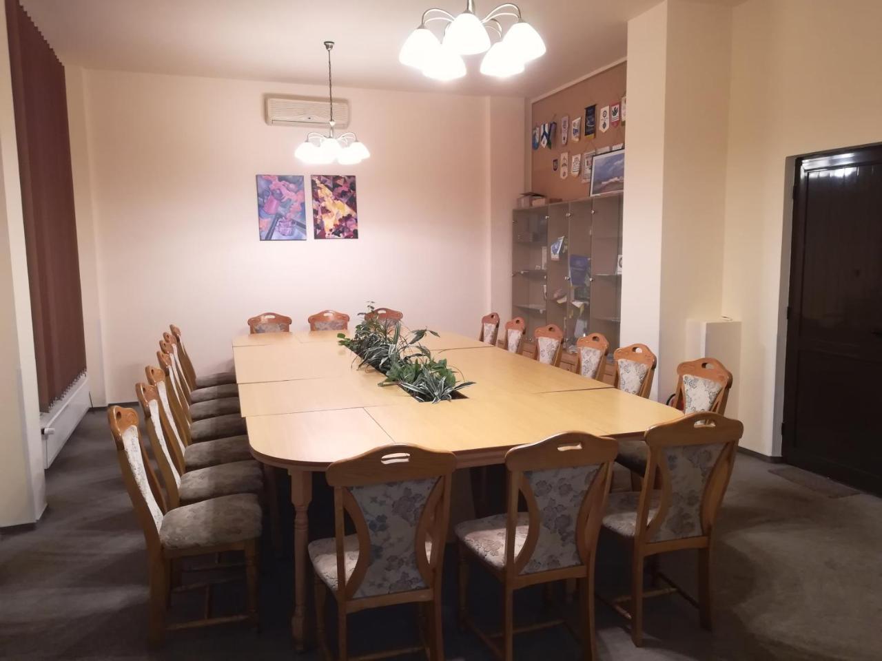 Hotel Everest Târgu-Mureş Zewnętrze zdjęcie